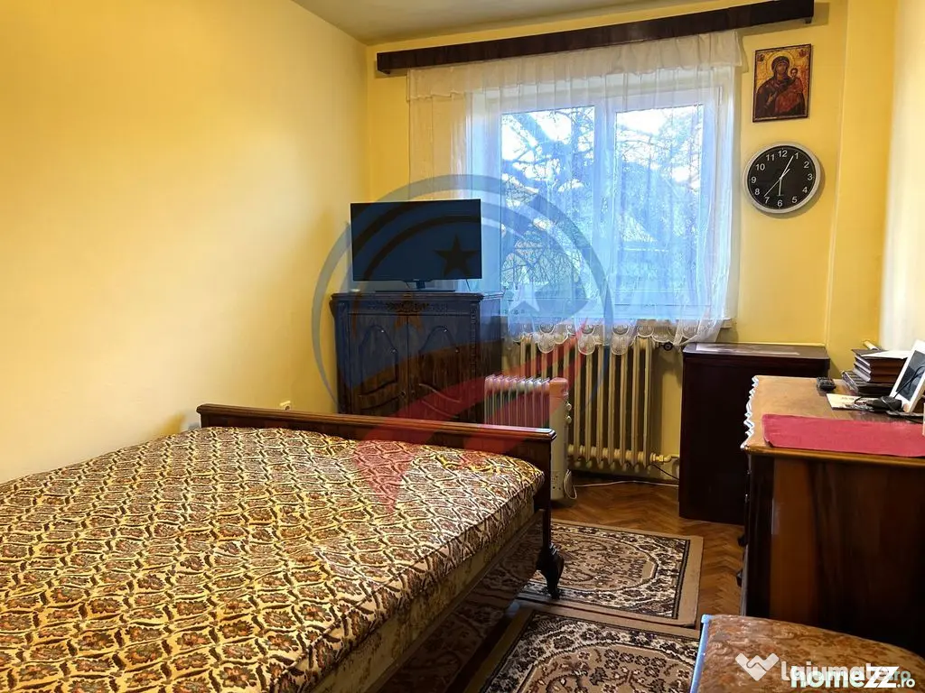 Apartament 3 camere decomandat, 2 balcoane, aproape de Școala Nr. 22 - Craiova (Dolj)
