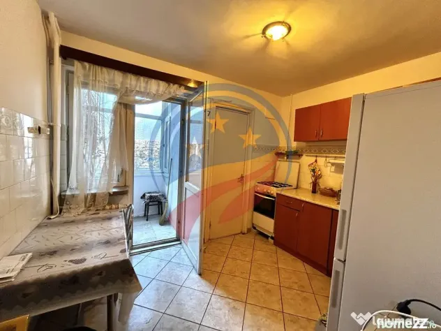 Apartament 3 camere decomandat, 2 balcoane, aproape de Școala Nr. 22 - Craiova (Dolj)
