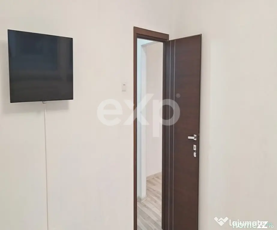 De vânzare apartament 2 camere, - Constanța - centru - B-d