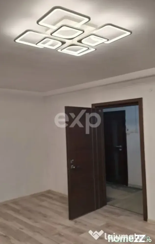 De vânzare apartament 2 camere, - Constanța - centru - B-d