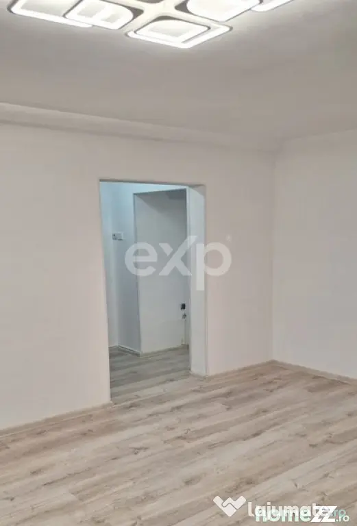 De vânzare apartament 2 camere, - Constanța - centru - B-d