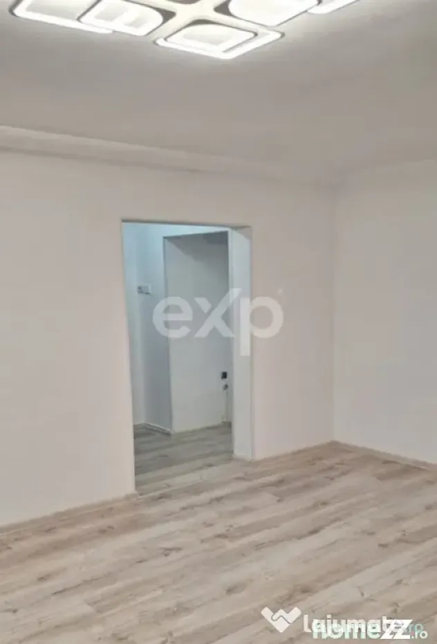 De vânzare apartament 2 camere, - Constanța - centru - B-d