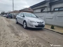 Opel astra 1.4 benzina 2012