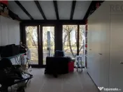 Apartament 4 camere cu curte proprie,la casa 