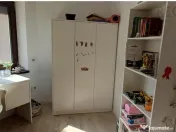 Apartament 4 camere cu curte proprie,la casa 