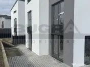 Casa cuplata, 115 mp, teren 495 mp, garaj, Dezmir 