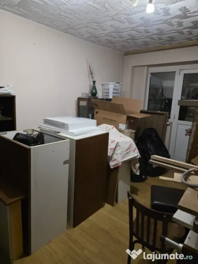 - Apartament 3 camere confort 1 decomandat, Plantelor, etaj