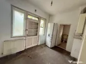 A/1678 De vânzare casă curte comună în Tg Mureș - Semicentral 