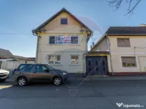 Refugiu în inima Transilvaniei – Casă săsească cu 5...