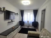 3 camere, Liceul Decebal, renovat.