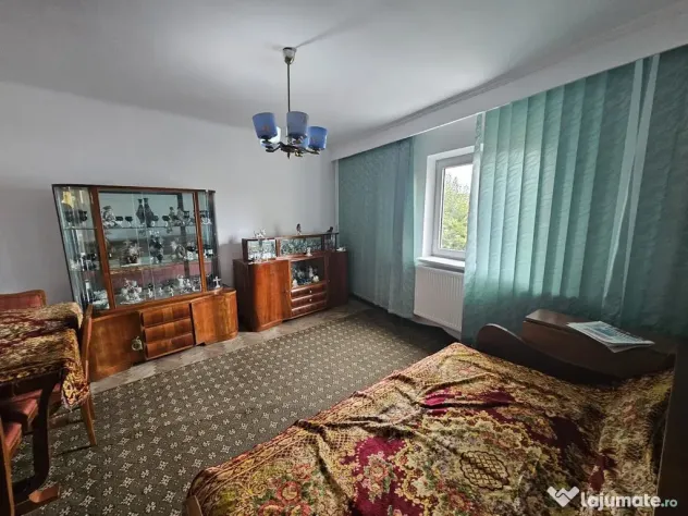 Apartament etaj casa cu teren 430 mp, N. Balcescu, stradal