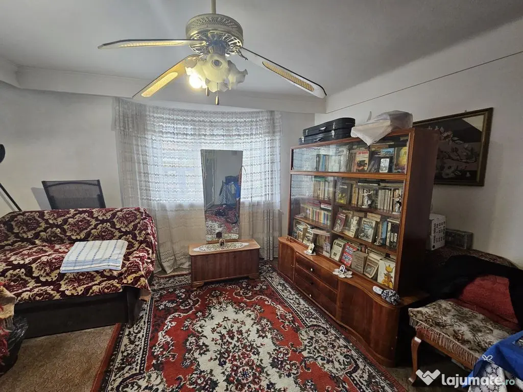 Apartament etaj casa cu teren 430 mp, N. Balcescu, stradal