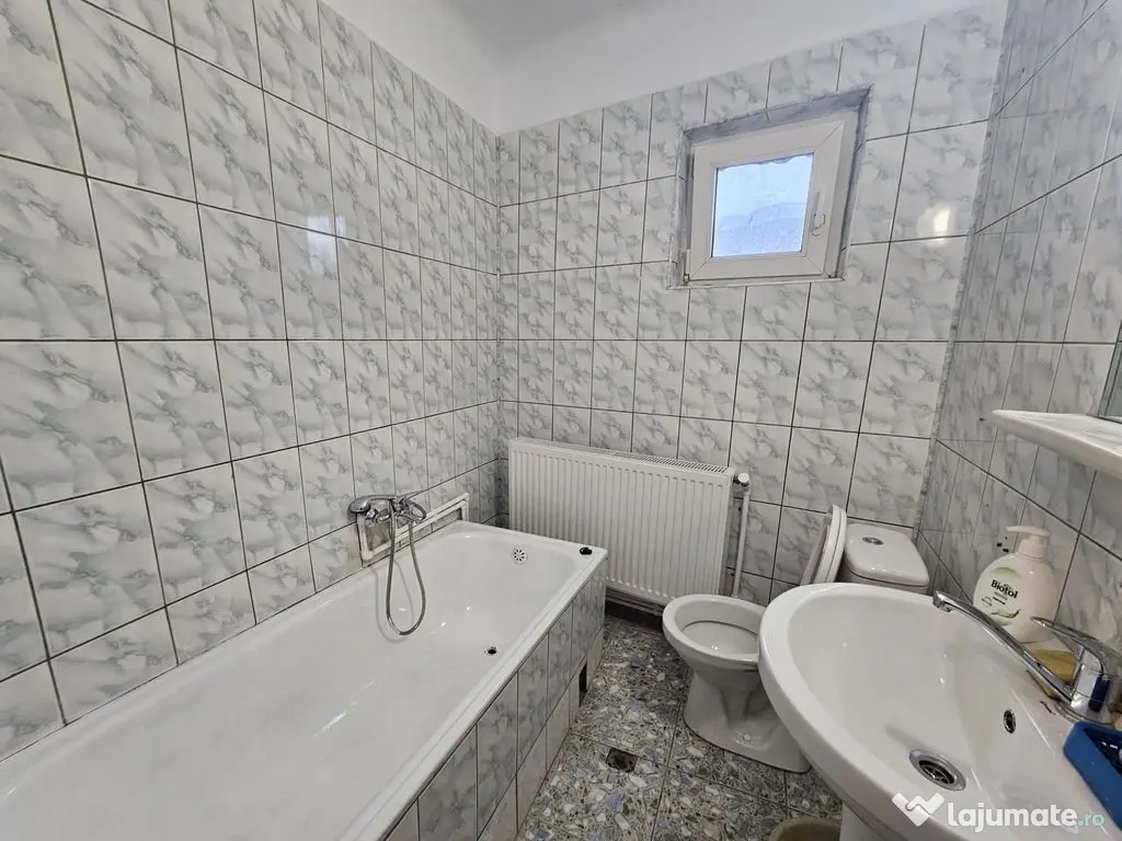 Apartament etaj casa cu teren 430 mp, N. Balcescu, stradal