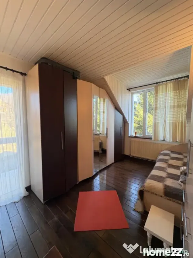 Vilă D+P+M cu piscină și saună, 5 camere, 290 mp, teren - Baia Mare (Maramures)