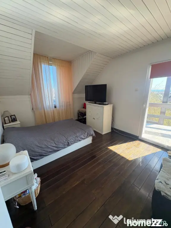 Vilă D+P+M cu piscină și saună, 5 camere, 290 mp, teren - Baia Mare (Maramures)