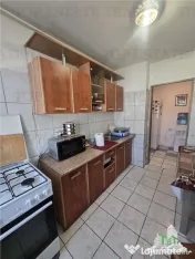 Apartament de 3 camere in Drumul Taberei, langa metrou si Pa 