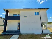 Casa individuala tip P 1 Pod cu 128 mp utili si 500mp de cur 