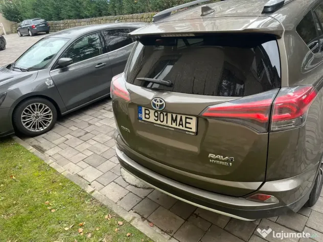 Toyota Rav-4 Hybrid,2017