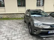 Toyota Rav-4 Hybrid,2017