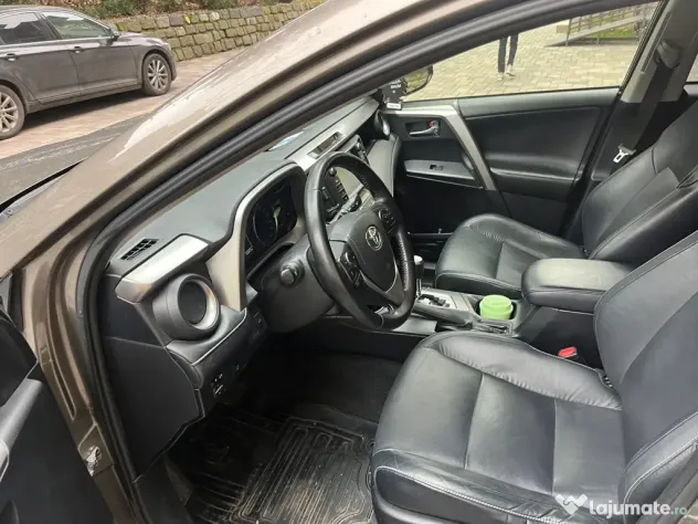 Toyota Rav-4 Hybrid,2017