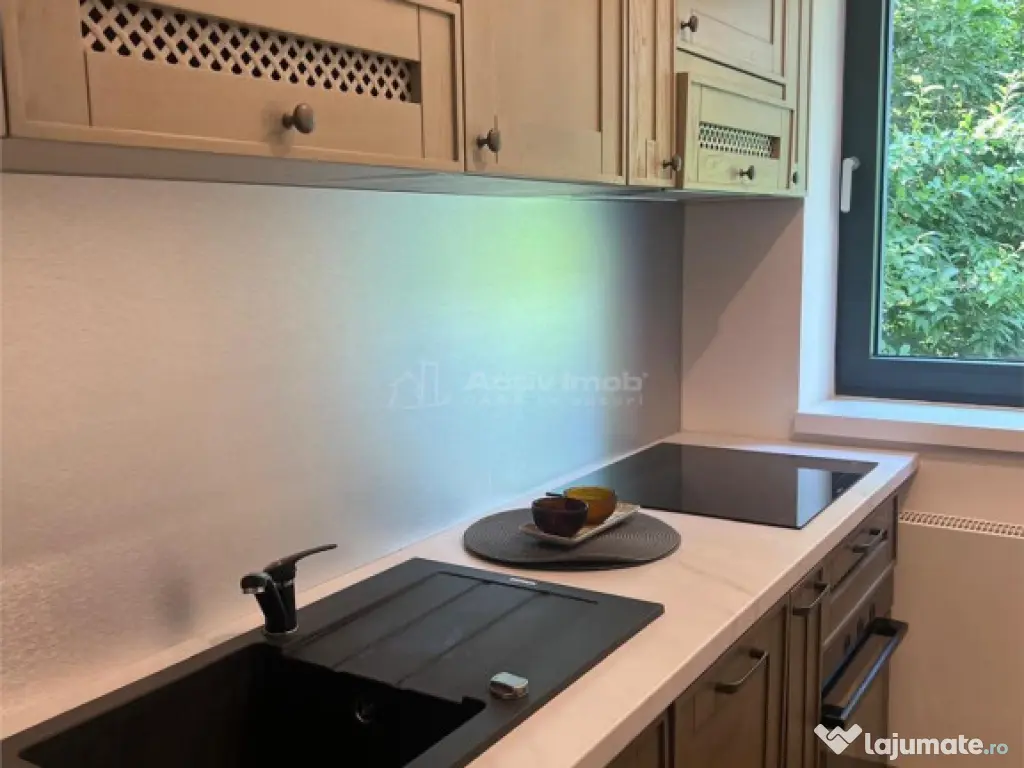 2 Camere, Lux, Cortina Academy, 3 min Metrou Academia Milita