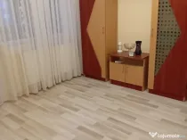 Apartament 3 camere, decomandat, Micro 20