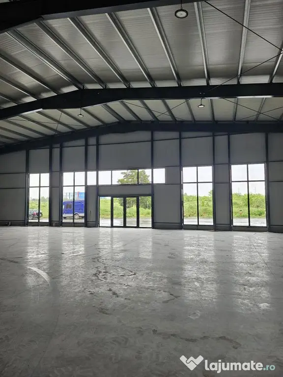 Hala ( 2 bucati ) 585 mp pretabil showrooms Popesti Leordeni