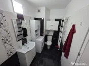 Bloc Nou Toronto cu Loc de Parcare 