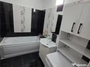 Bloc Nou Toronto cu Loc de Parcare 