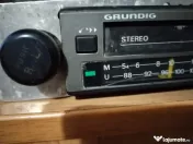 Radio casetofon Grundig auto 