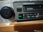 Radio casetofon Grundig auto 