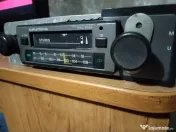 Radio casetofon Grundig auto 