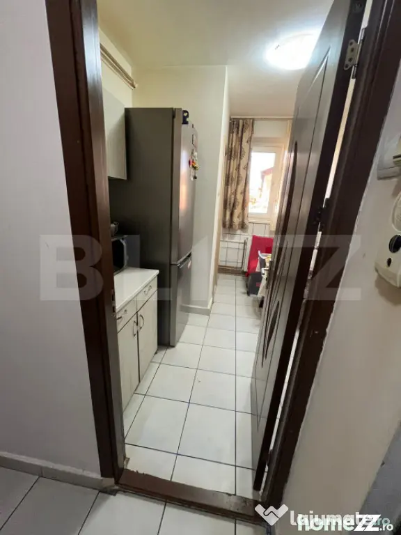 Apartament 2 camere parter – centrală proprie, bloc de c?