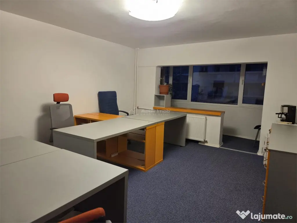 Garsoniera Premium pentru Birou, Decebal, Parcare, 10 min M