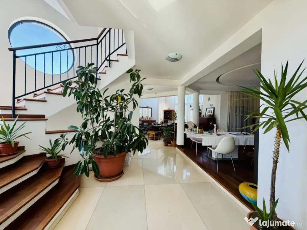 Resedinta excusivista ieșire lac, 582 mp, 550 mp teren, Ros