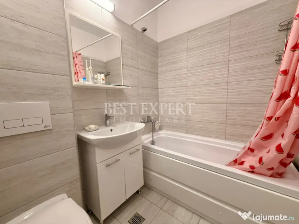 Garsoniera complet mobilata si utilata cu Parcare Inclusa |