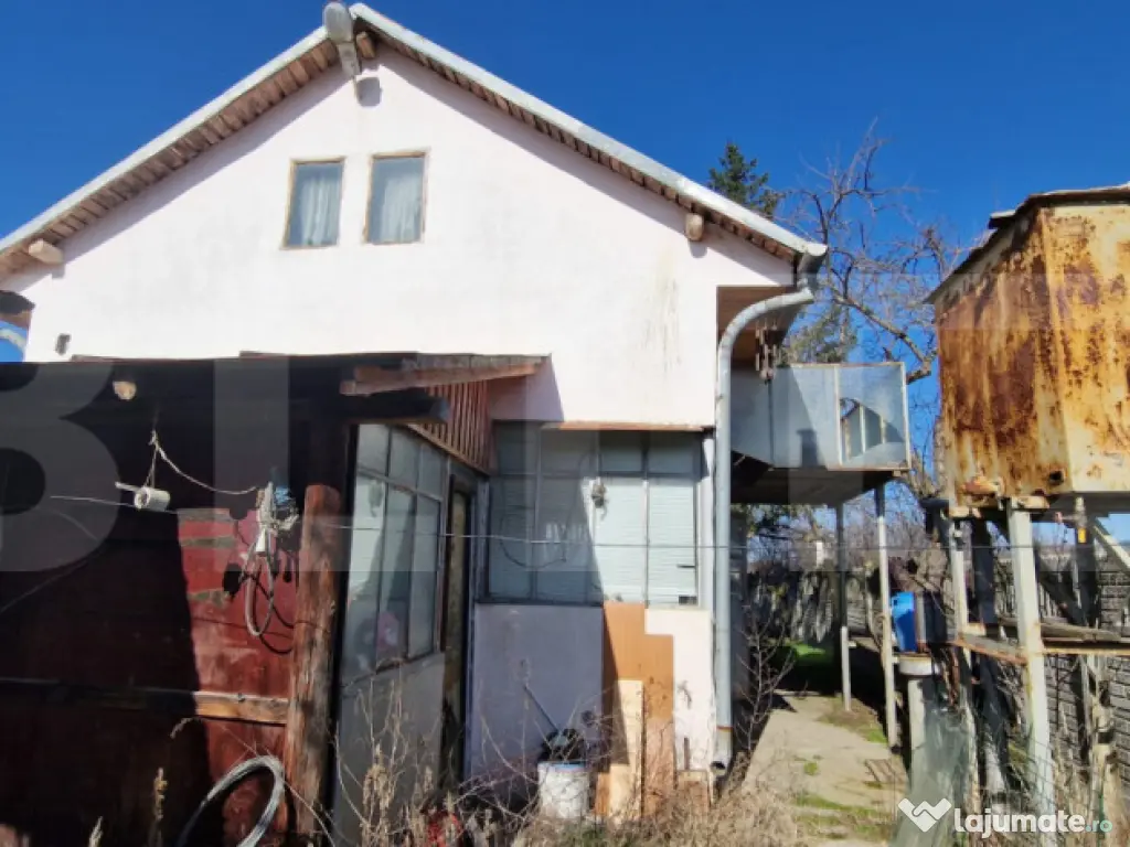 OCAZIE! Casa Ghercesti, 748mp teren intravilan - 12km de Cra