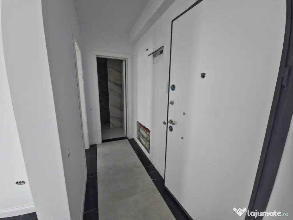 Tomis Plus apartament 2 camere decomandat incalzire pardosea