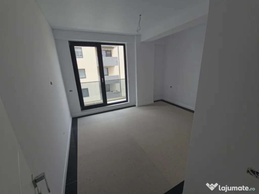 Tomis Plus apartament 2 camere decomandat incalzire pardosea