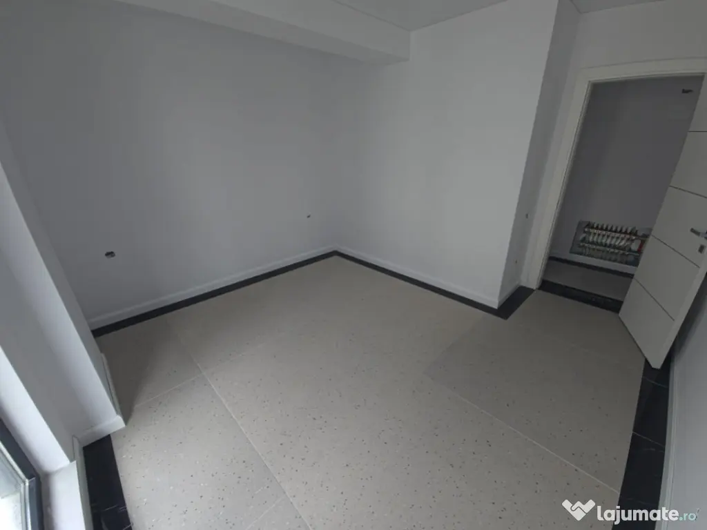 Tomis Plus apartament 2 camere decomandat incalzire pardosea