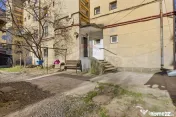 Apartament 2 camere de vanzare in zona Ultracentral, Sebis 