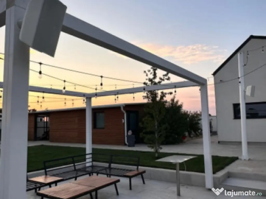 Casă cu piscină, 320 mp, teren 1.120 mp, aproape Mall Ele