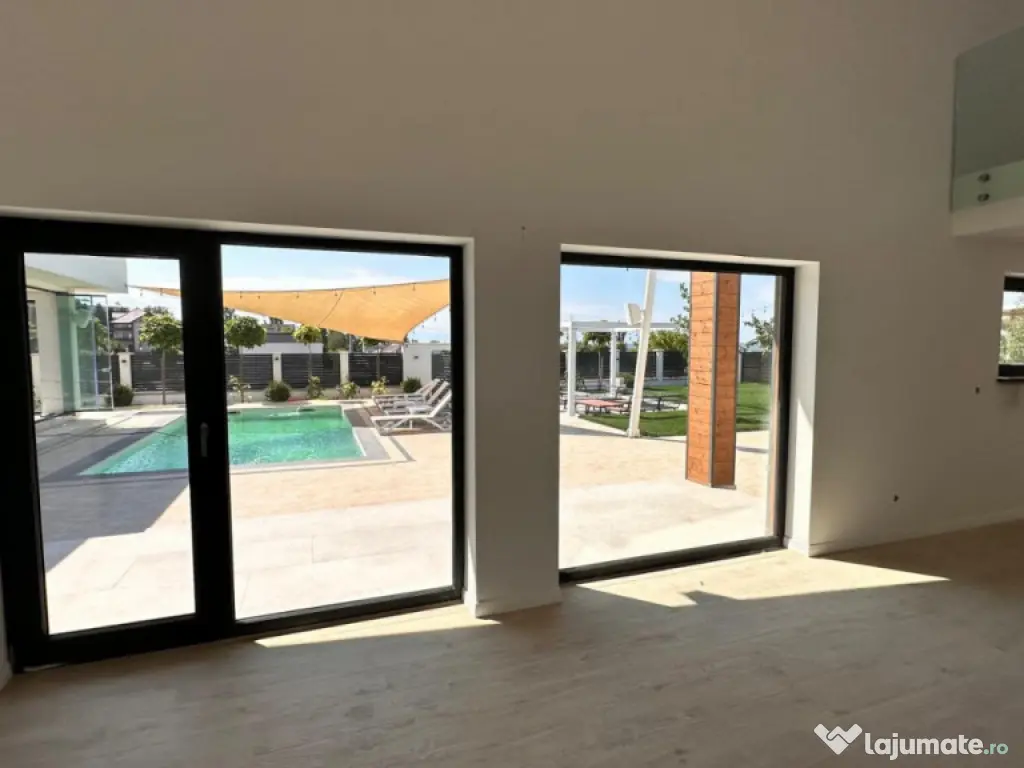 Casă cu piscină, 320 mp, teren 1.120 mp, aproape Mall Ele
