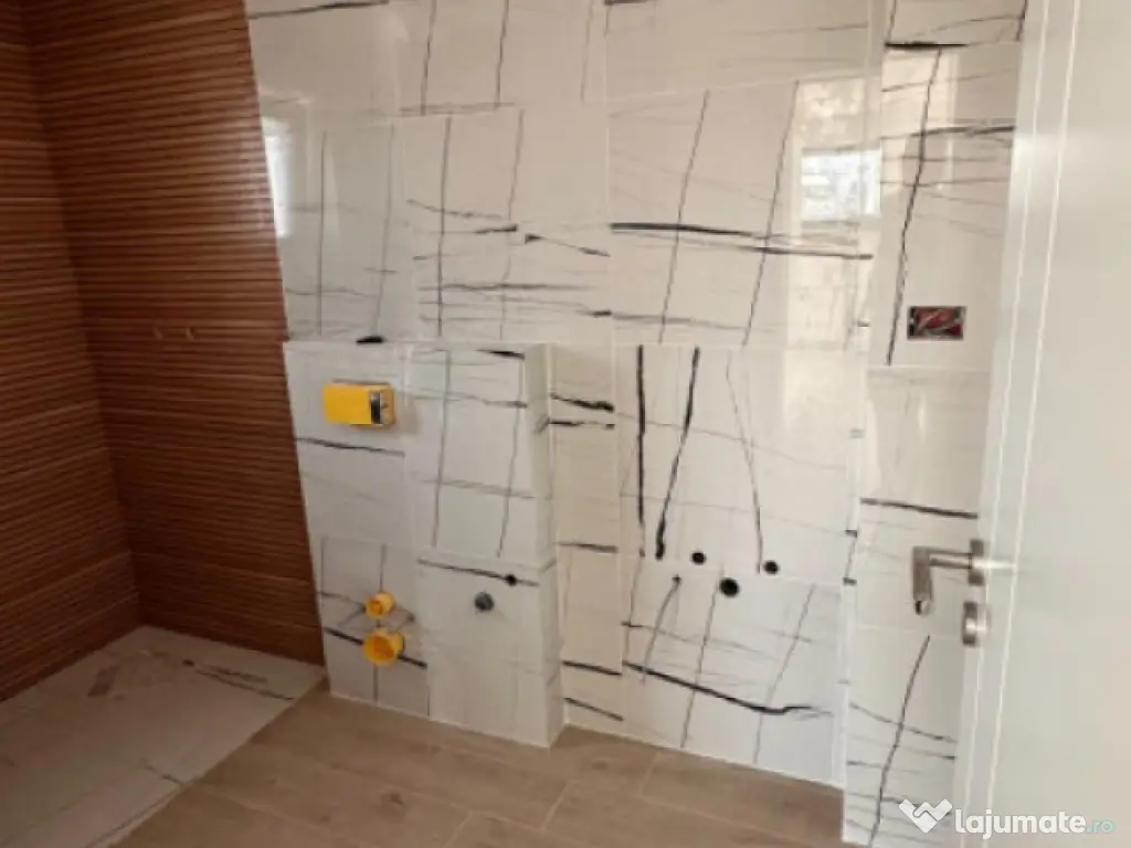 Casă cu piscină, 320 mp, teren 1.120 mp, aproape Mall Ele