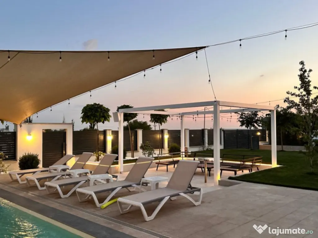 Casă cu piscină, 320 mp, teren 1.120 mp, aproape Mall Ele