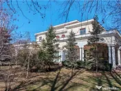 Vila somptuoasa, 10 camere, S P 1, 1100mp utili, cu toate 