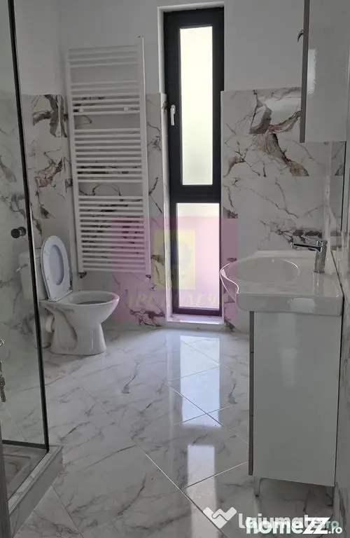 Apartament 3 camere de vânzare la Sinaia - Sinaia (Prahova)