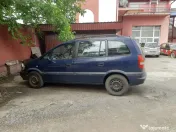 Ford Mondeo&Opel Zafira