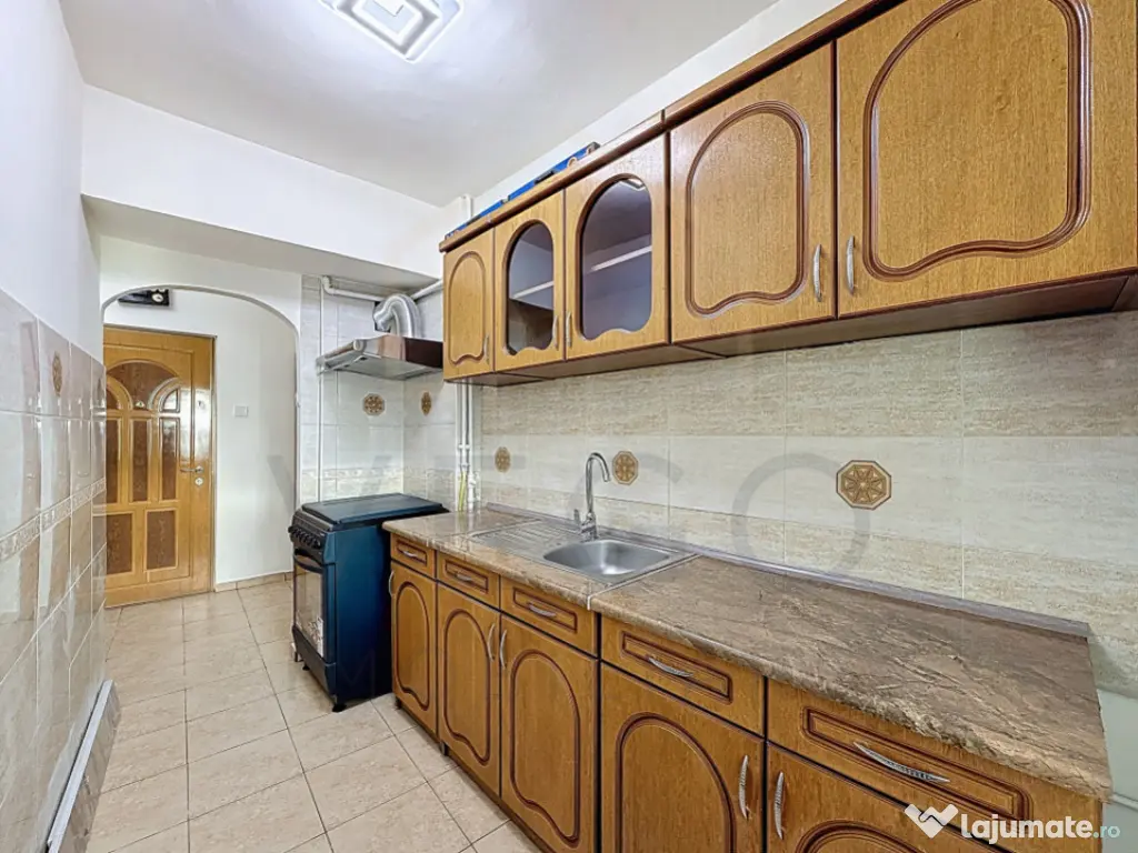 2 camere semidecomandat, 40 mp, zona NTT - P-ta M.Viteazu