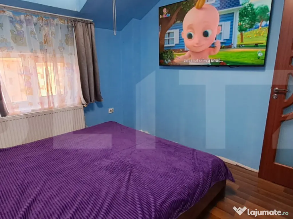 Apartament decomandat, 2 camere, 40 mp, etaj 4, zona Florilo